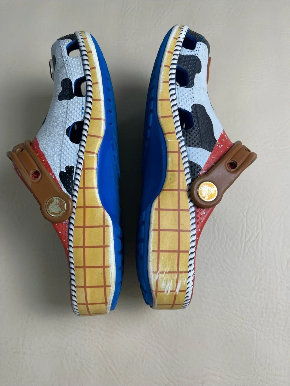 CROCS Woody Cow Print Clogs in White, Black & Blue with Brown Strap J4 used